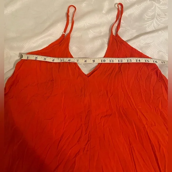 Elan Double V Maxi Dress with spaghetti straps. Size Medium - Picture 4 of 8